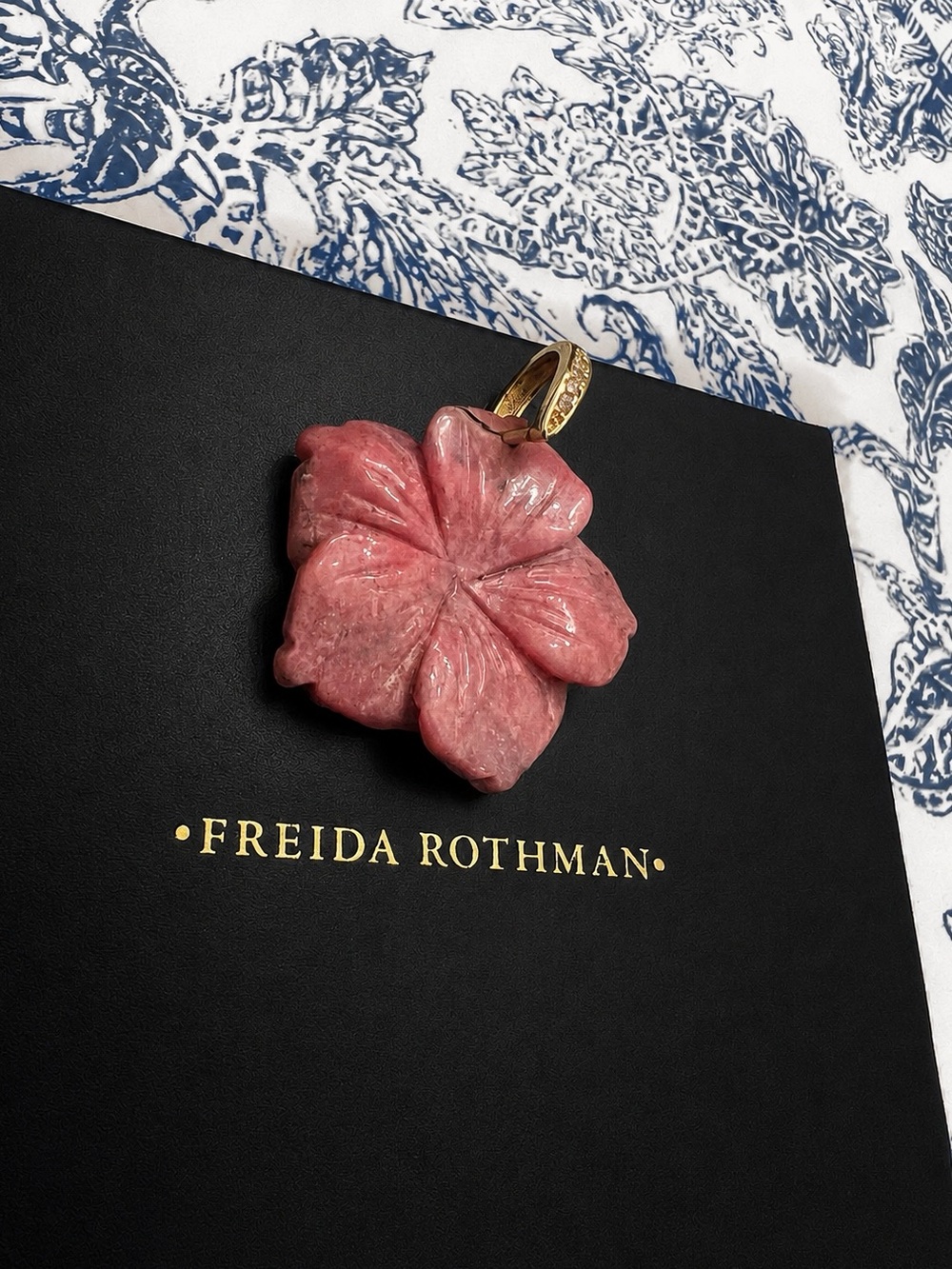 Freida Rothman Vault Hand-Carved Rose Quartz Flower Pendant Brass Based - Picture 4 of 7